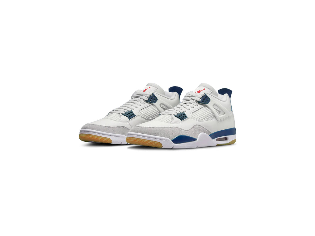 NIKE SB X AIR JORDAN 4 RETRO SP 'NAVY'